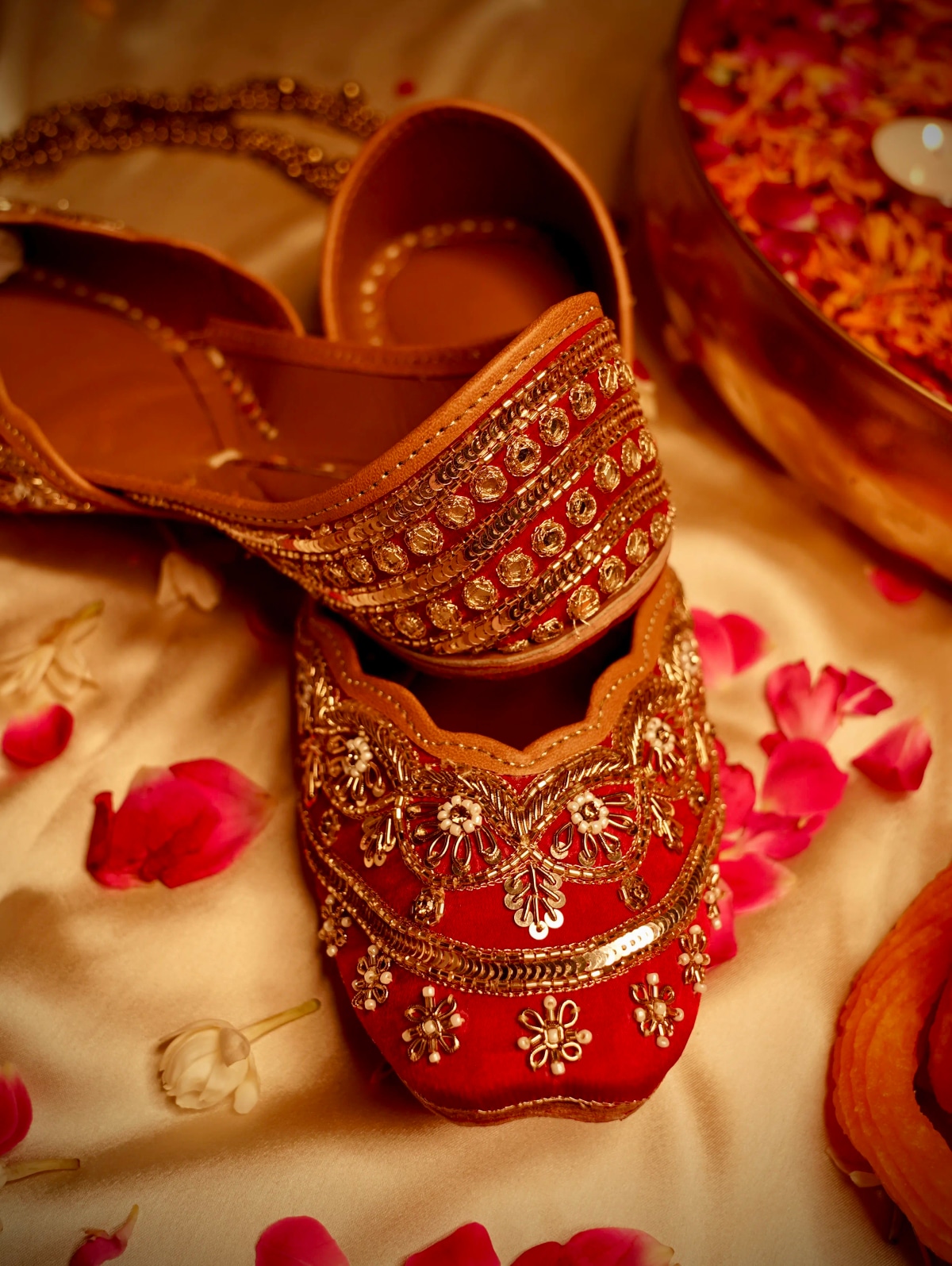 Lal Ishq (Jutti) - 1